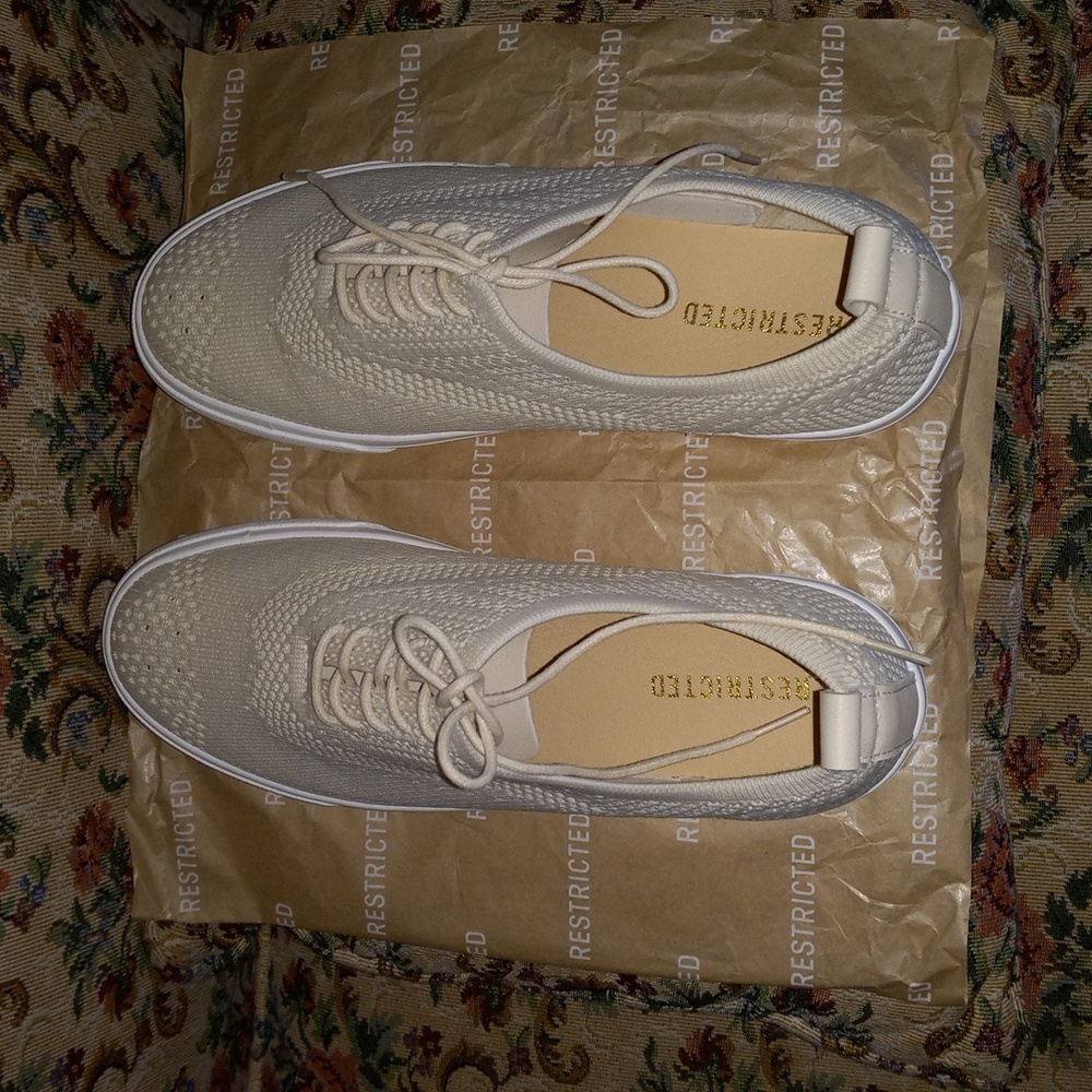 Restricted Stitch Net Sneaker Size:9 Macy's